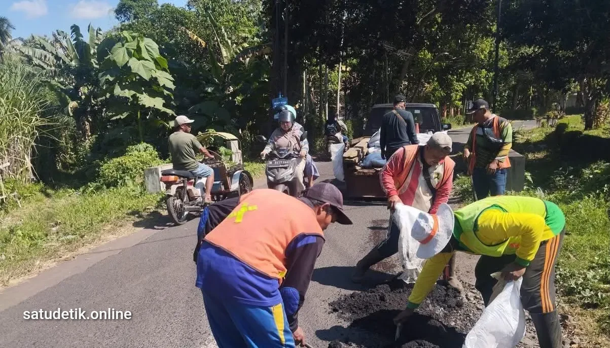 Jalan Klakah–Sawaran Kulon Mulus Lagi, Korwil Klakah Tuntaskan Titik Rawan