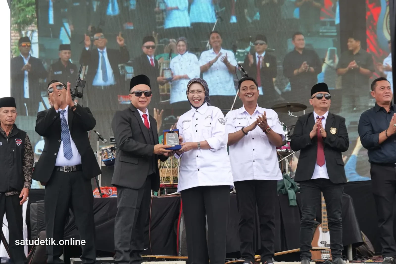 Anniversary ke-1 Sakera Lumajang, Bupati dan Wabup Apresiasi Aksi Sosial untuk Warga