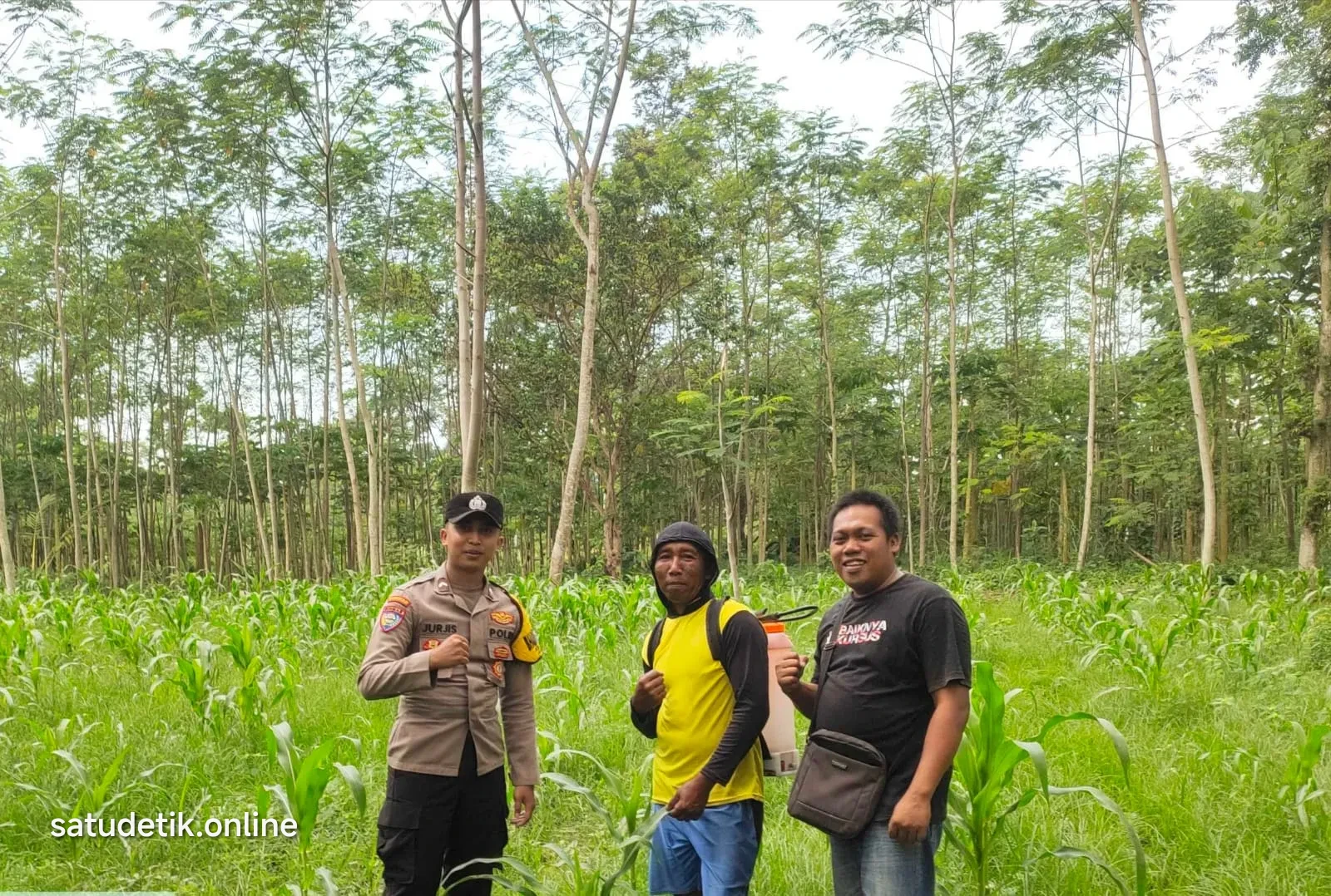 Tak Hanya Jaga Kamtibmas, Bhabinkamtibmas Kunir Ikut Kawal Program Swasembada Pangan
