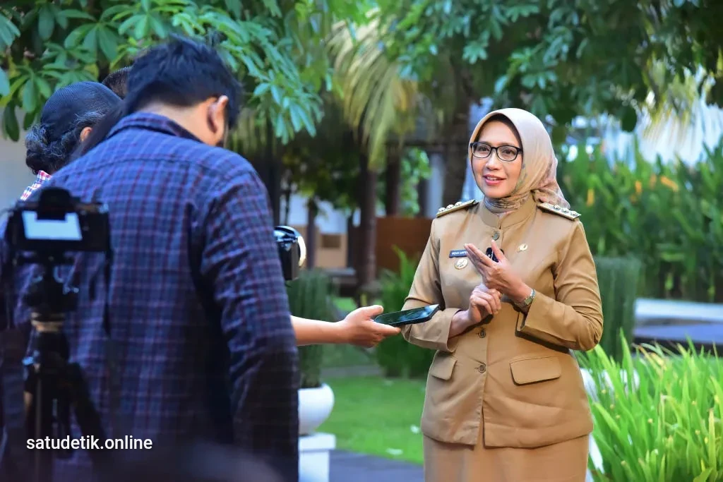 Bunda Indah Ajak Warga Tak Mudah Percaya Isu Medsos, Pemkab Lumajang Perkuat Keamanan Lingkungan