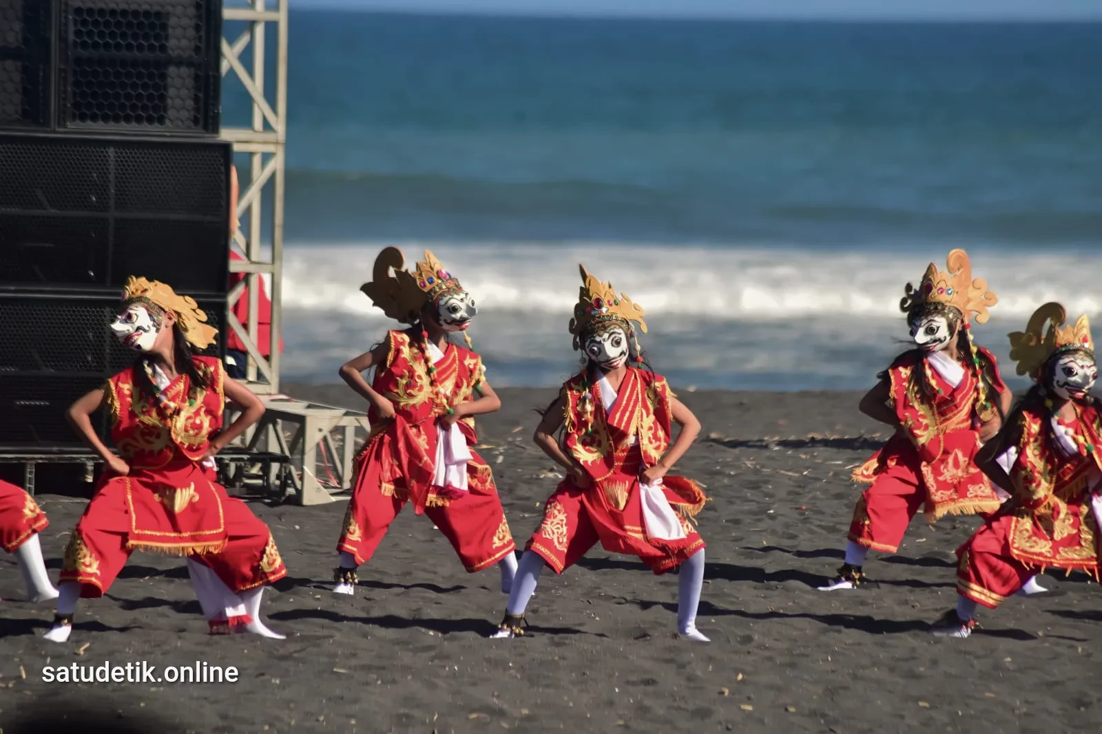 Tembus KEN 2026! Segoro Topeng Kaliwungu Angkat Nama Lumajang ke Pentas Nasional