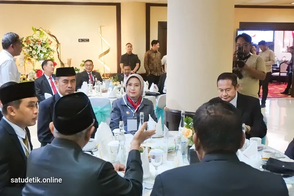 Hadiri RUPST Bank Jatim, Bupati Lumajang Dorong Akses Pembiayaan UMKM Lebih Inklusif