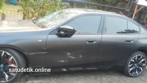 Tabrak Lari BMW Listrik vs Ojol di Meruya Selatan Berujung Damai